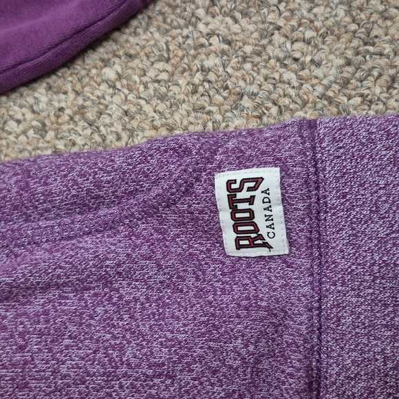 Roots Womens Crew Neck Sweater Size M EUC - Picture 2 of 7